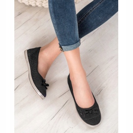 SHELOVET Áttört balerinák fekete 1