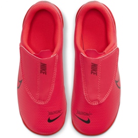 Nike Mercurial Vapor 13 Club Mg PS (V) Jr AT8162-606 futballcipő piros sokszínű 1