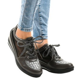 Szürke hálócipők a TL-29 éken 1 Szürke hálócipők a TL-29 éken 1