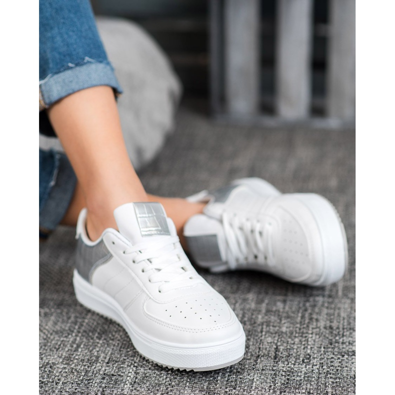 SHELOVET Stílusos cipő a platformon fehér szürke 1