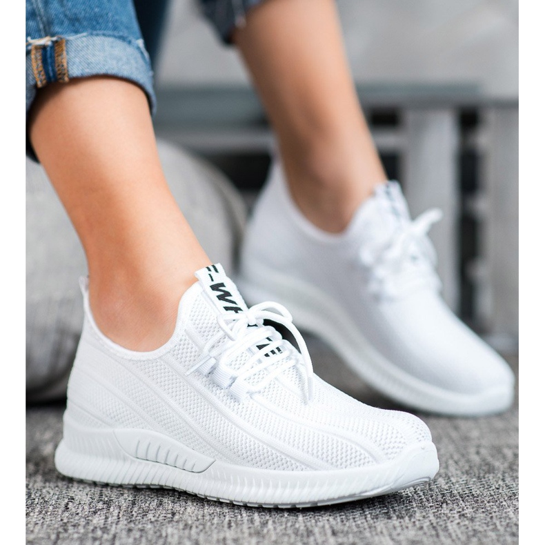 SHELOVET Fehér áttört cipő 1