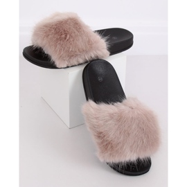 Bézs papucs szőrrel CK107P Bézs 1 Bézs papucs szőrrel CK107P Bézs 1