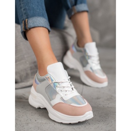 SHELOVET Kényelmes cipők a platformon fehér sokszínű 2