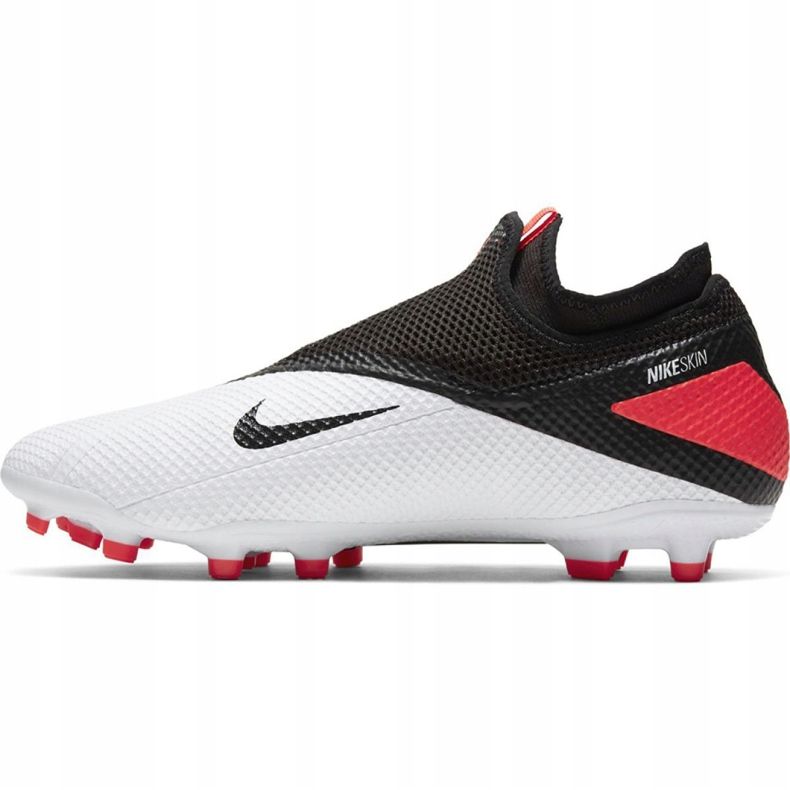 Nike Phantom Vsn 2 Academy Df FG / MG M CD4156-106 futballcipő fekete fehér 2