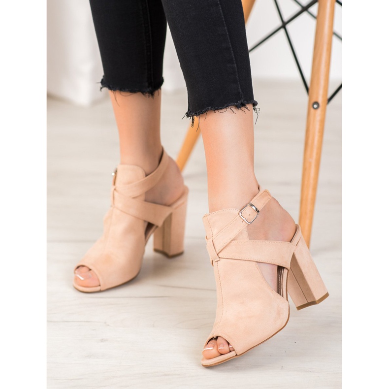 Seastar Stílusos szandál egy bárban barna 1