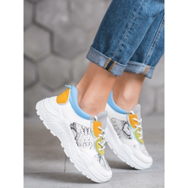 SHELOVET Divatos cipők fehér sokszínű 1