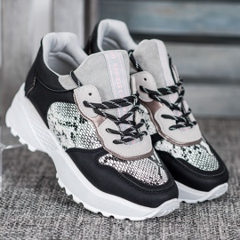 Stílusos MCKEYLOR cipők fekete 1 Stílusos MCKEYLOR cipők fekete 1