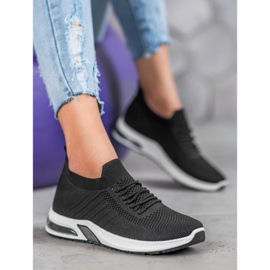 SHELOVET Fekete textil cipő a platformon 1