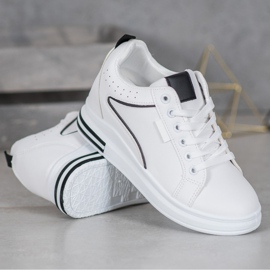 SHELOVET Fehér cipő rejtett ékkel 1