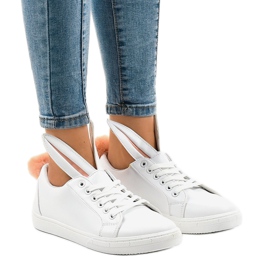 Fehér cipők nyuszik R110 1