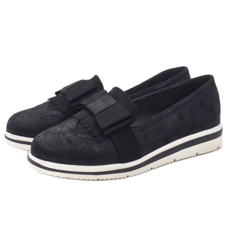 Fekete matt cipő az égen YT-8 2