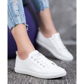 Ideal Shoes Divatos sportcipők fehér 1