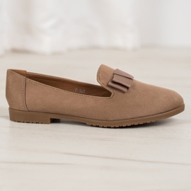 Miss Laura Urak íjjal barna 2