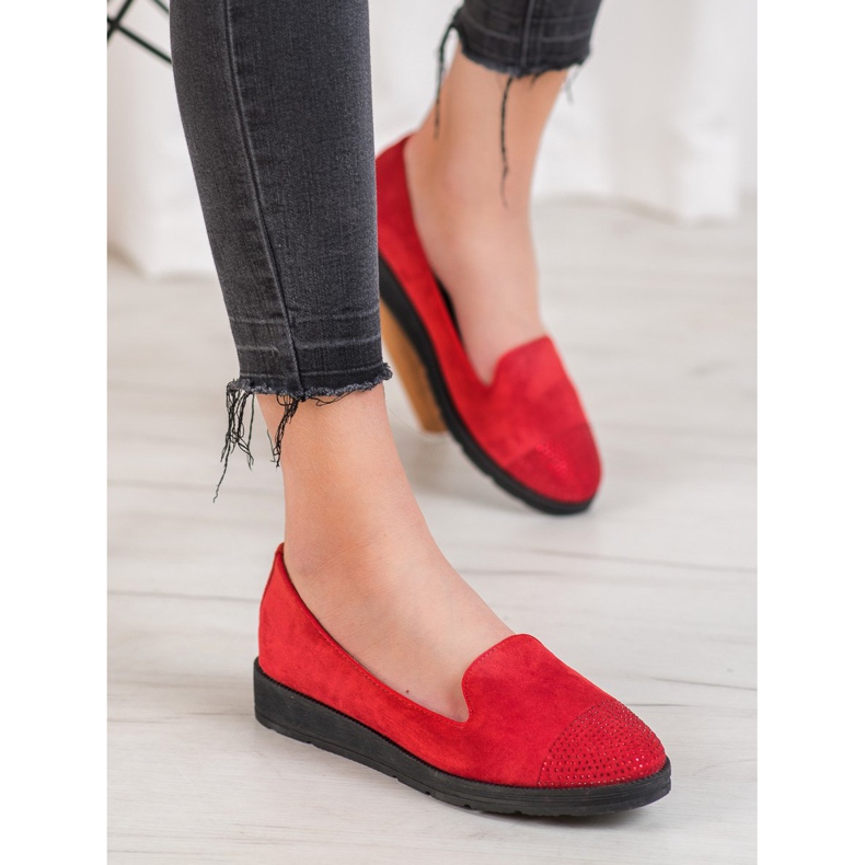 Sixth Sense Lordsy a platformon piros 1