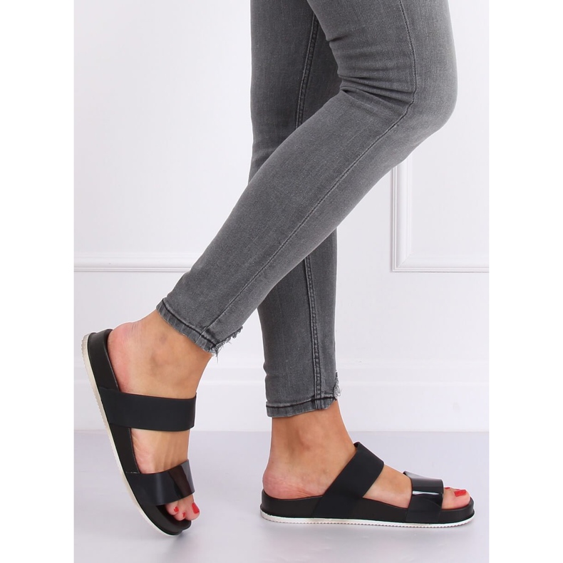 Fekete CK66P Fekete papucs gumipánttal 2