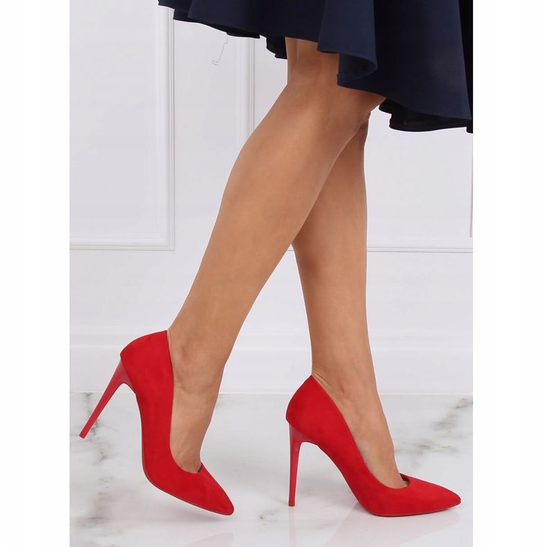 Szivattyúz egy piros NF-51P piros csapon 2