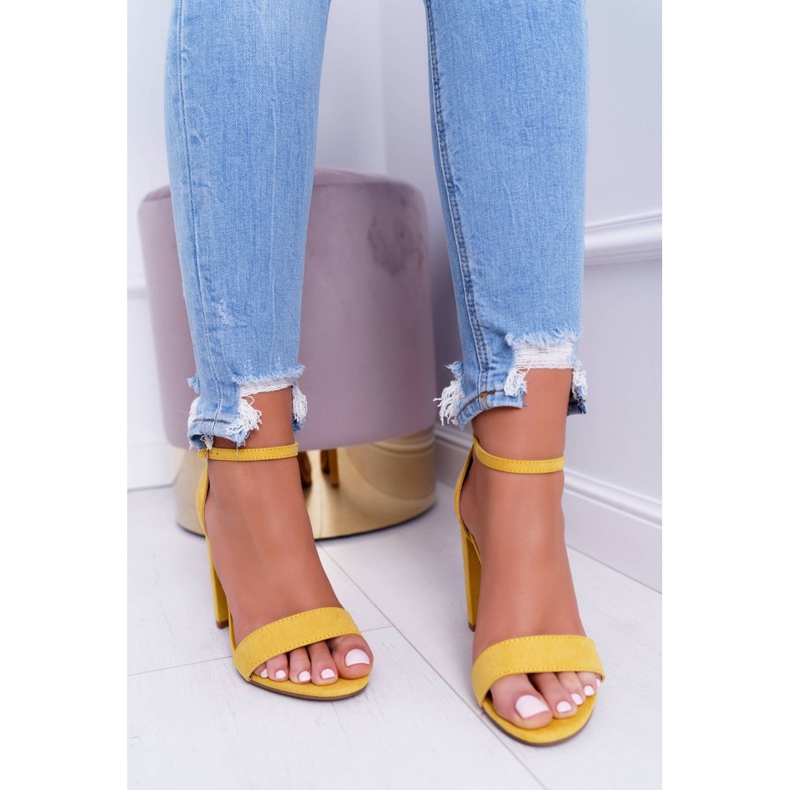 ADY Női szandál a sarkán Velúr sárga Anastasie 1