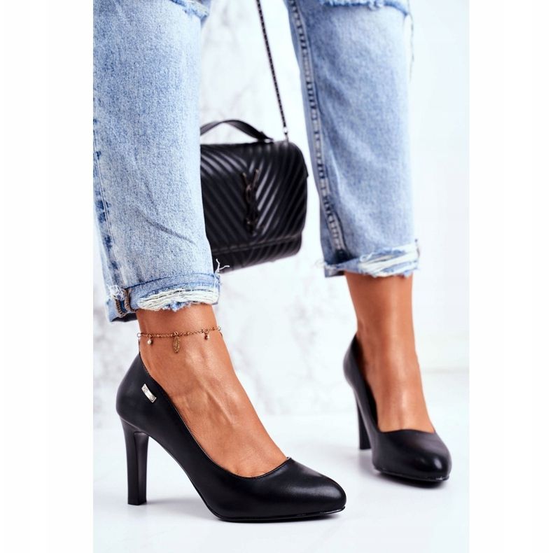 Fekete női szivattyúk matt Sergio Leone egy Campbell poszton 1