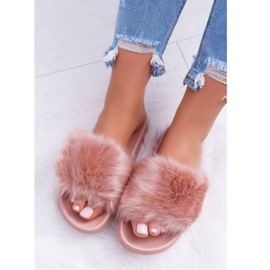 Női papucs szőrrel. Púder rózsaszín szőr 1