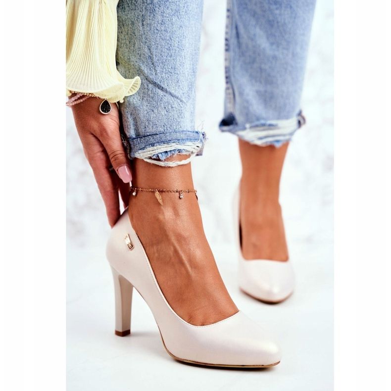 Szivattyúk Pearl Beige női oszlopon Sergio Leone Campbell bézs 1