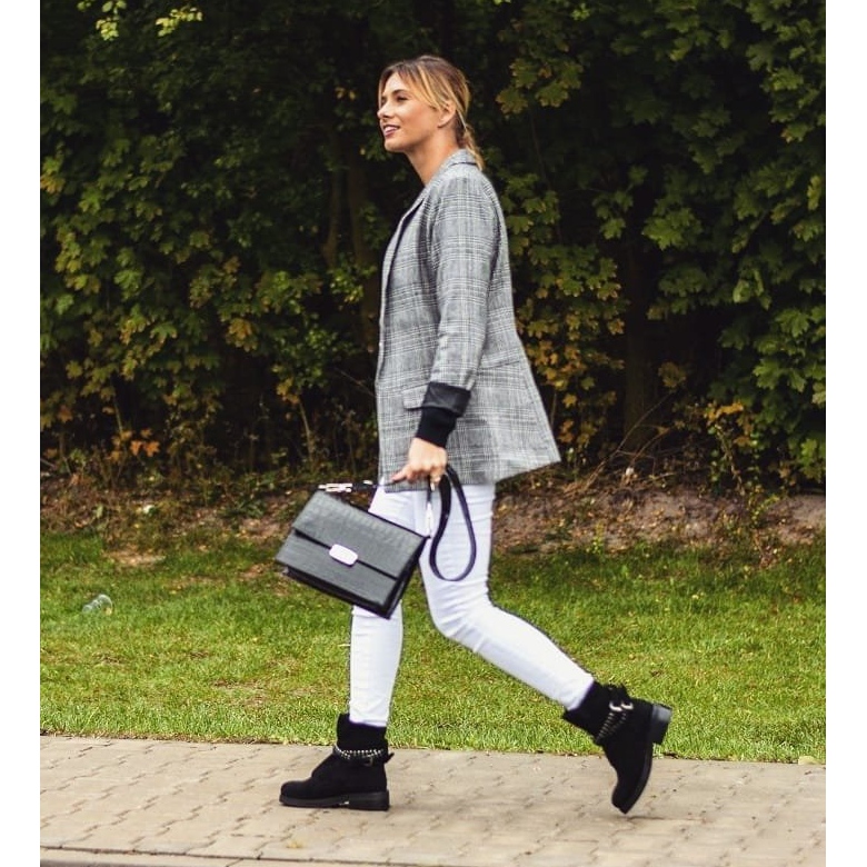 Lu Boo fekete női csizma cipzáros flitteres Rafell 2