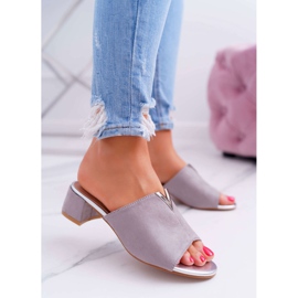 Vinceza Női klasszikus elegáns papucs blokkon Szürke Demea 2