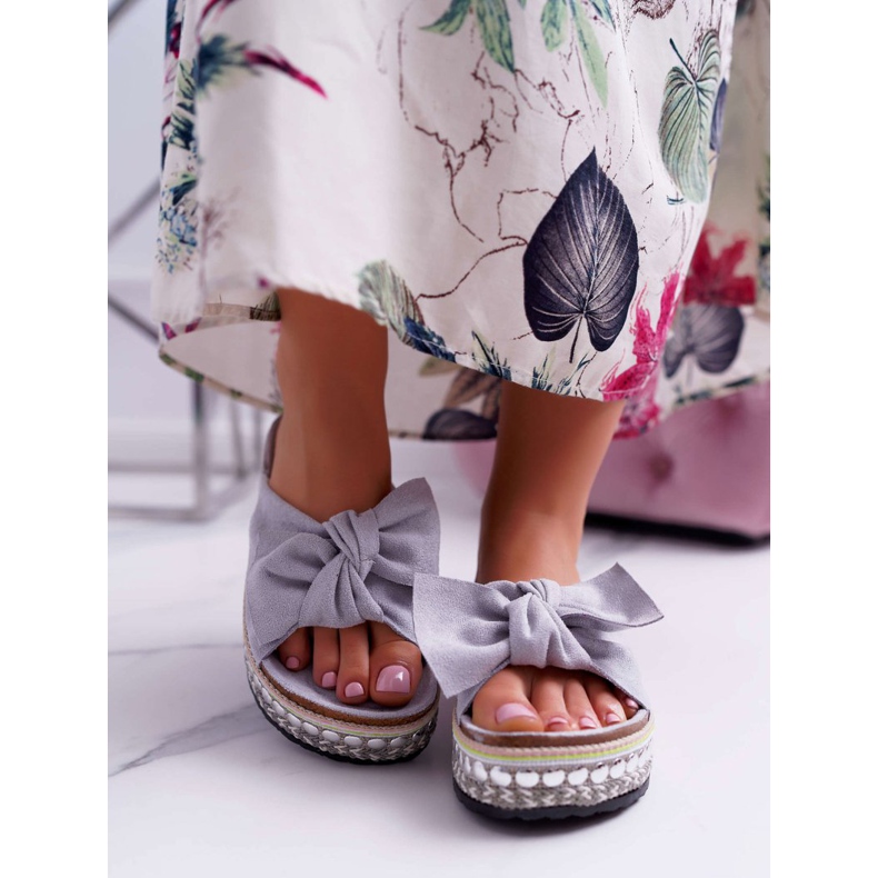 Női papucs íjakkal Vastag talpú szürke Milady 2