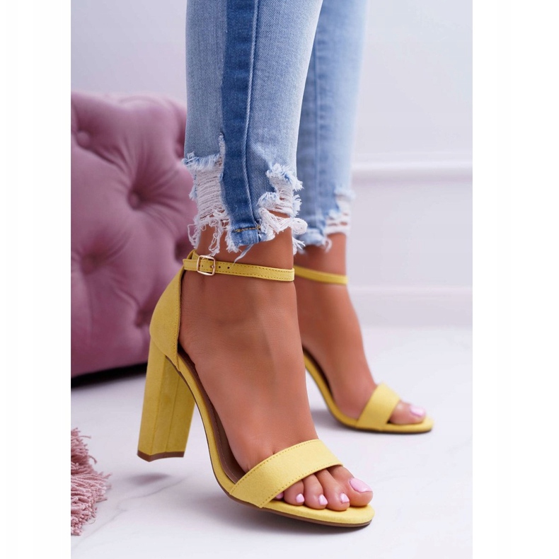 ADY Női szandál a sarkán Velúr sárga Anastasie 2
