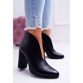 SEA Női csizma sarkán csúszik a fekete mantán 1