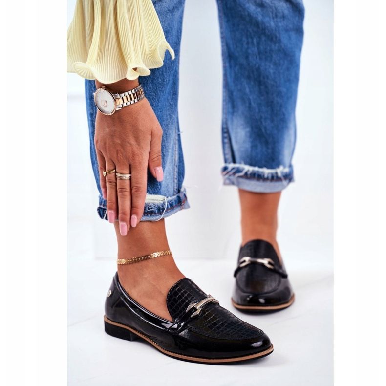 Női Brogues Maciejka lakkozott cipők, fekete 4099A-01 / 00-1 2