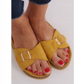 Mézes scholki papucs 6103 Sárga 1