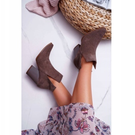 Női csizma magas sarkú tavaszi bőrbőr velúr sötét cappuccino Nicole 2430 barna 2