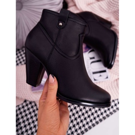 BUGO Női csizma sarkon Fekete Memphis 1 BUGO Női csizma sarkon Fekete Memphis 1