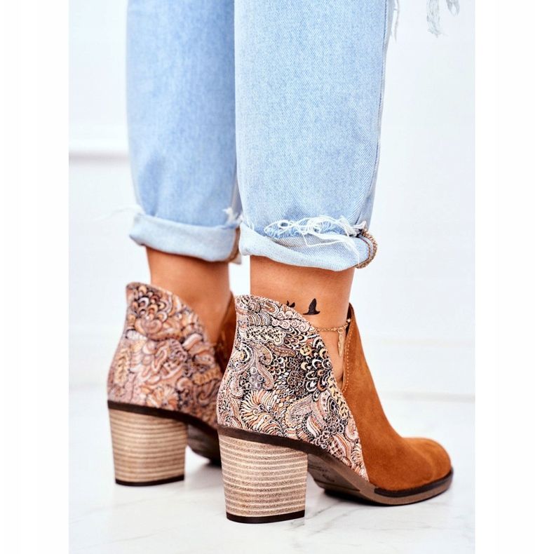 Női csizma sarkán Maciejka tavaszi bőr piros 04492-29 barna 2 Női csizma sarkán Maciejka tavaszi bőr piros 04492-29 barna 2