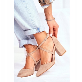 PS1 Női szivattyúk egy sarkon a Spitz bézs forgalomban 1