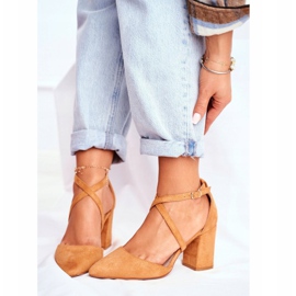 PS1 Női szivattyúk egy sarkon a Spitz Camel Forgalomban barna 1