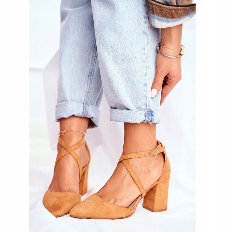 PS1 Női szivattyúk egy sarkon a Spitz Camel Forgalomban barna 1