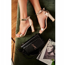 Női szandál magassarkún Laura Messi 1760 Bőr Arany Iliász aranysárga 1