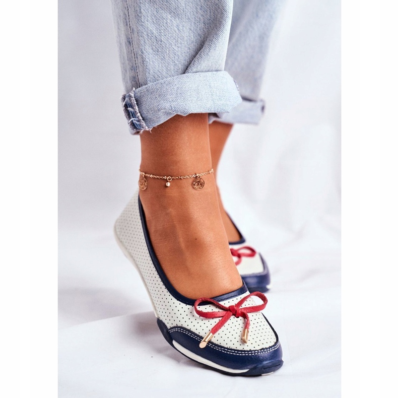 EVE Női fehér és piros bőr áttört balerinák Erdola sötétkék 1