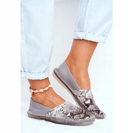 Női balerinák Maciejka Bőrszürke 01930-66 / 00-0 1 Női balerinák Maciejka Bőrszürke 01930-66 / 00-0 1