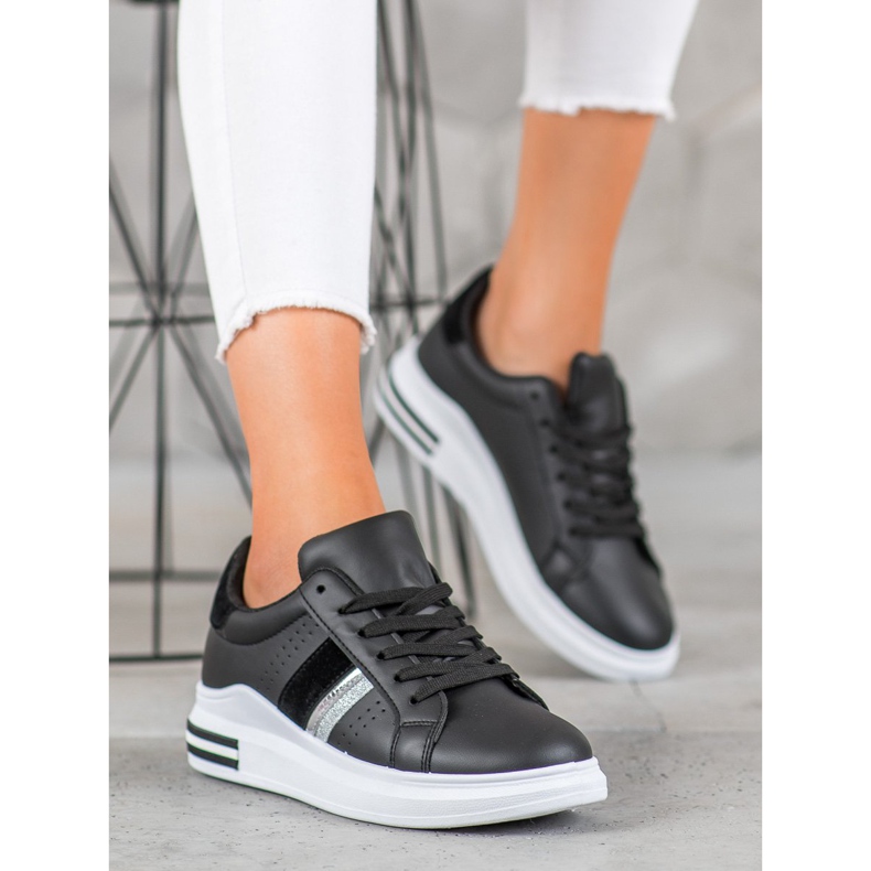 SHELOVET Stílusos cipők fekete 1