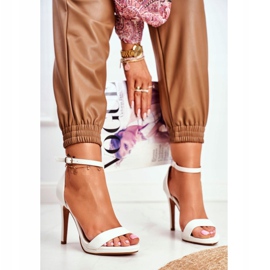 ADY Női szandál magas sarkú fehér őrületben 1