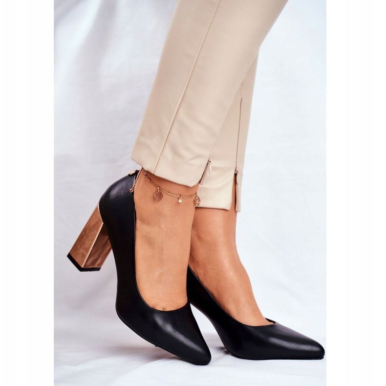 Női szivattyúk arany sarokon Sergio Leone fekete PB216 1