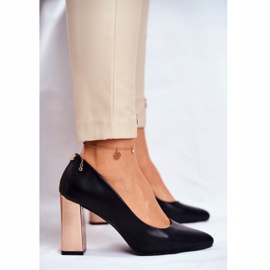 Női szivattyúk arany sarokon Sergio Leone fekete PB216 2