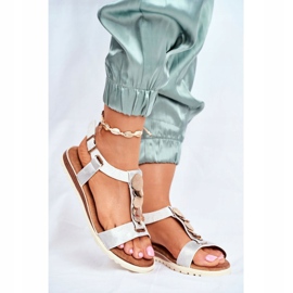 EVE Női lapos ezüst szandál Milton díszítéssel szürke 1