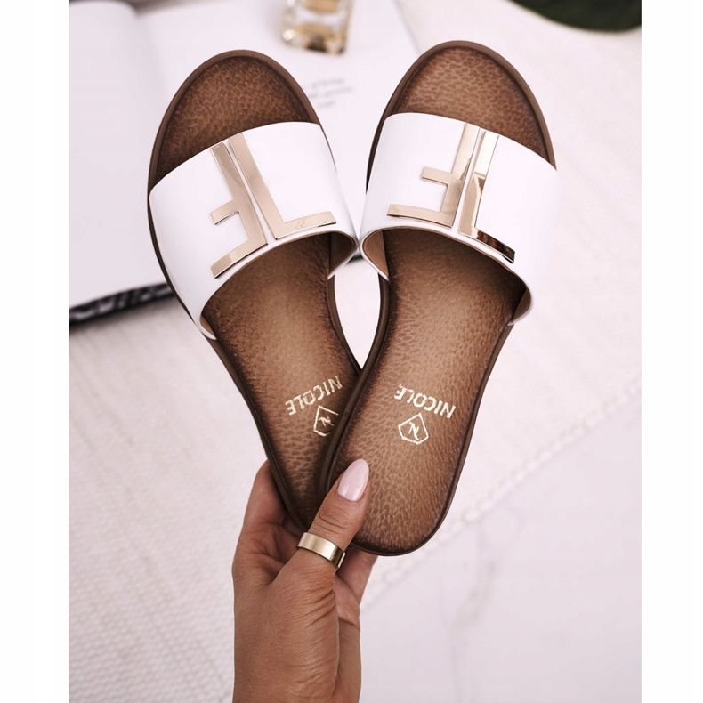 Elegáns női papucs Fehér Nicole Dilmah 2