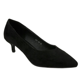 Fekete szivattyúk a LEI-167 sarkán 1