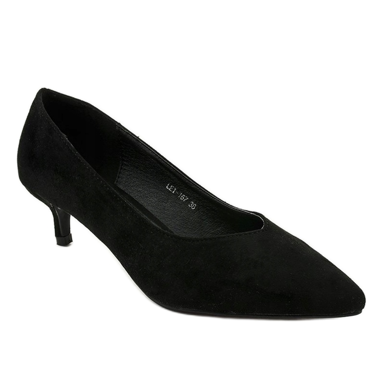 Fekete szivattyúk a LEI-167 sarkán 1