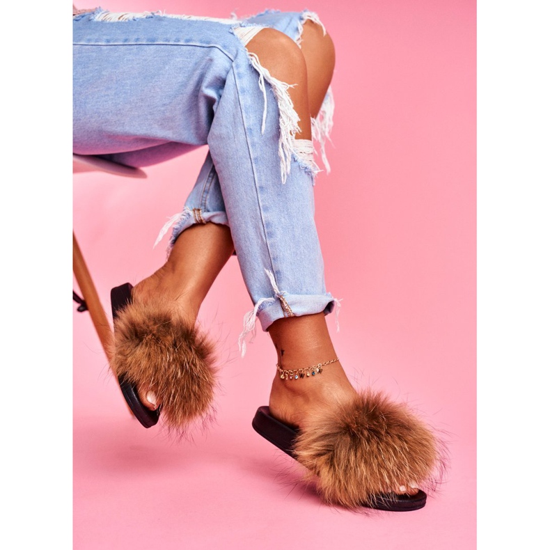 Női papucs természetes szőrből, teve Naturis barna 1