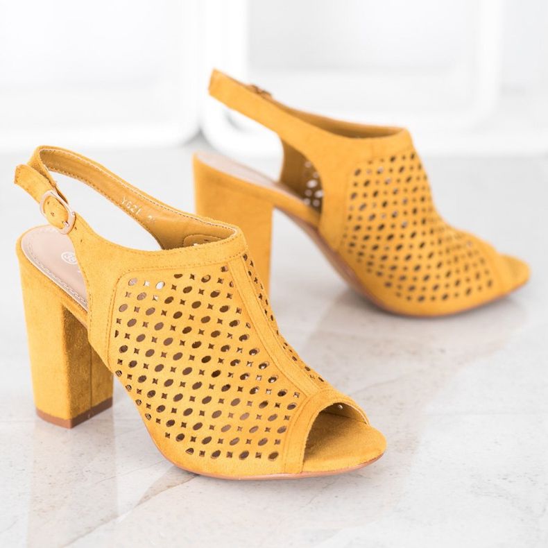 Weide Áttört szandál egy bárban sárga 1